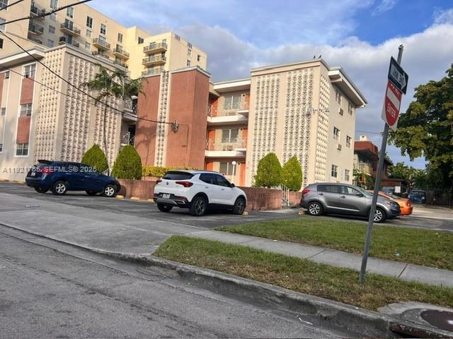 Building Photo - 141 SW 14th Ave