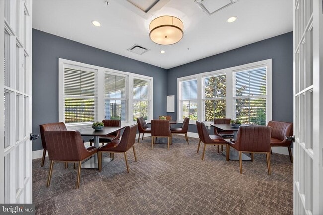 Building Photo - 312 Topside Dr