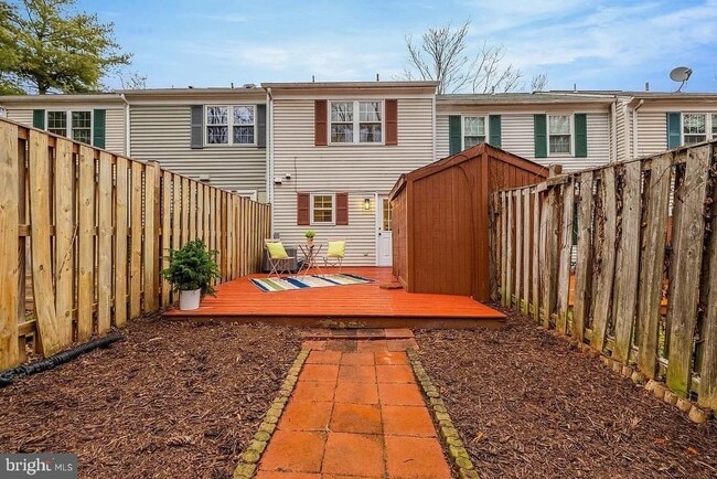 Building Photo - 37 Alden Ct