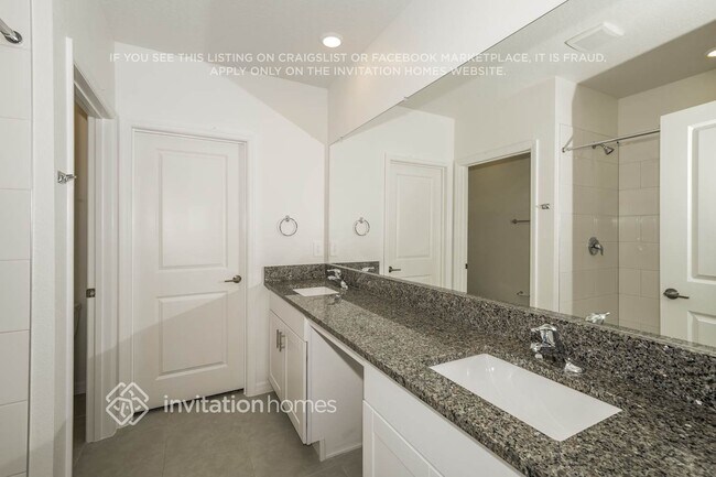 Building Photo - 12022 Lavender Loop