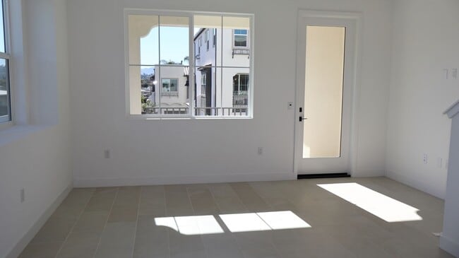 Building Photo - FOR RENT!! Brand New Townhome in El Cajon FOR RENT!!