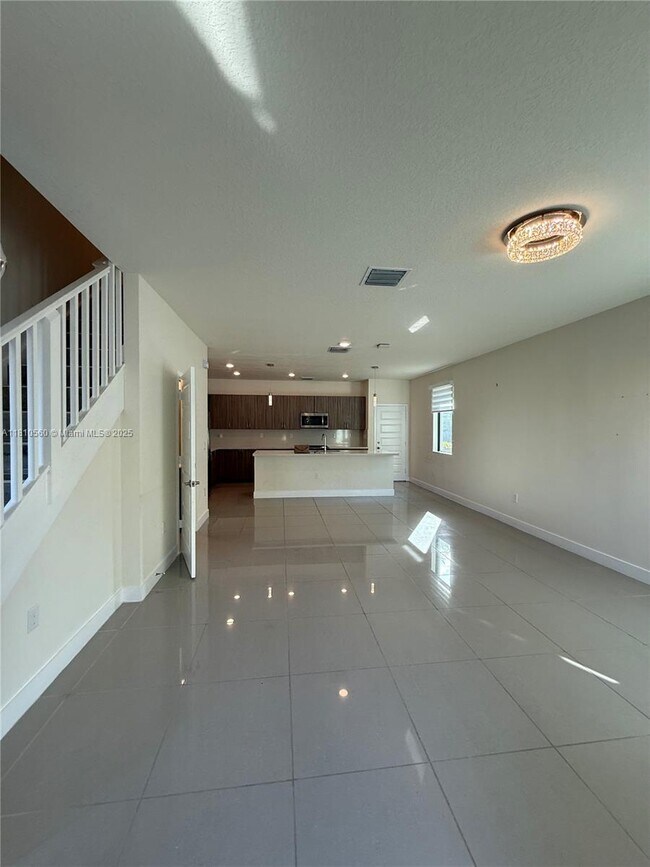 Building Photo - 4980 NW 83rd Ave