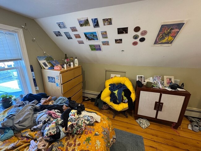 Building Photo - 735 Somerville Ave