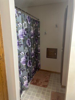 Upper level Bathroom - 19158 Yale St NW