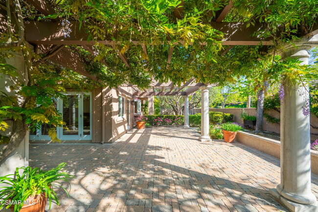 Building Photo - 3801 Mainsail Cir