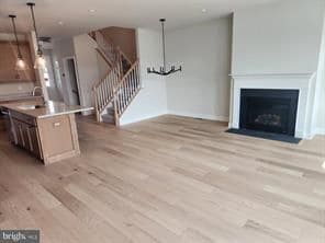 Building Photo - 328 Foxtail Ln