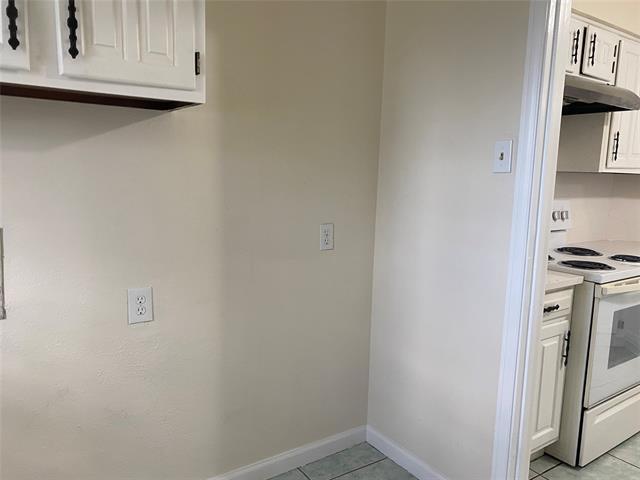 Building Photo - 1703 Baltimore Dr