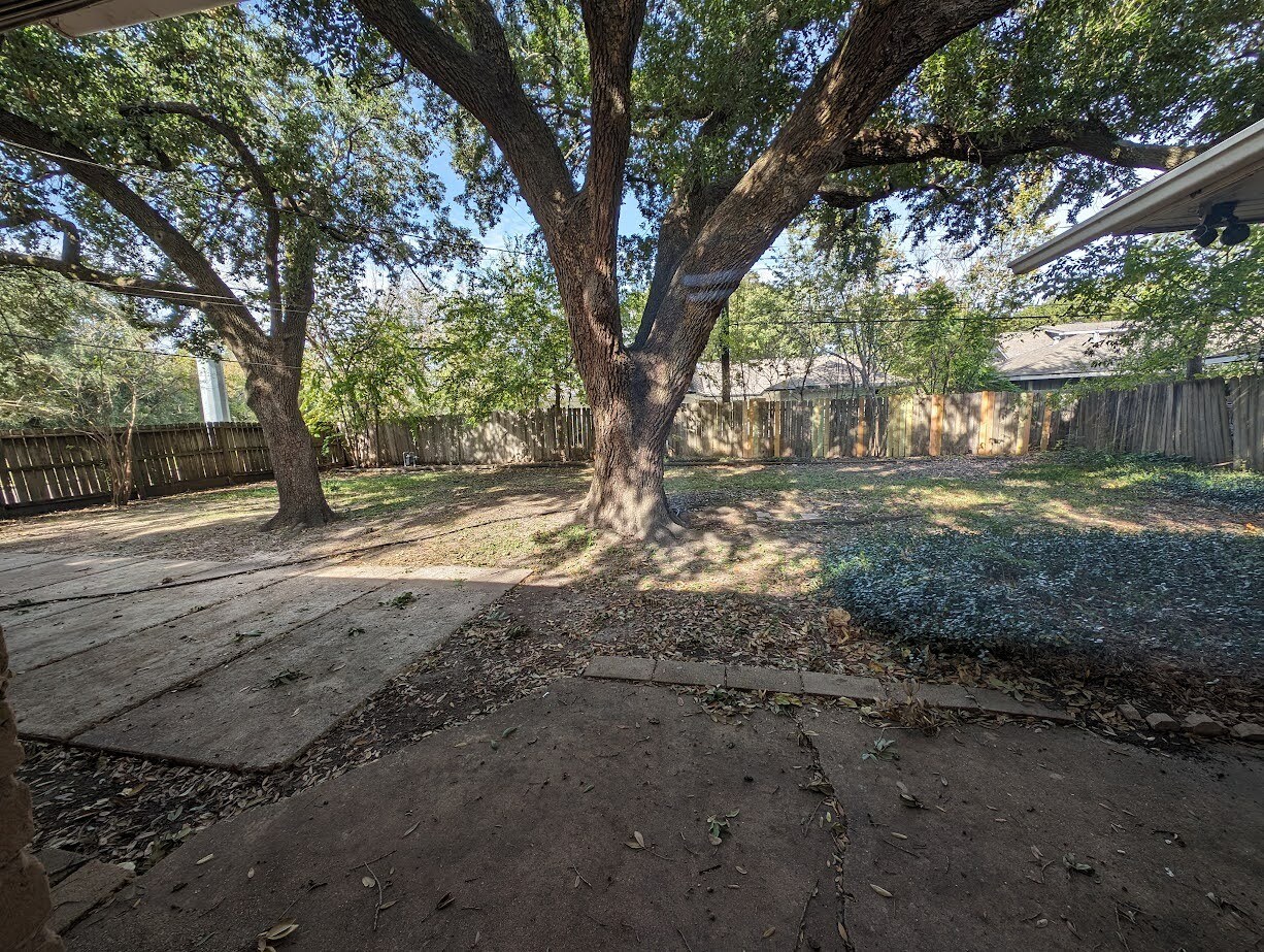 Building Photo - 5478 Birdwood Rd