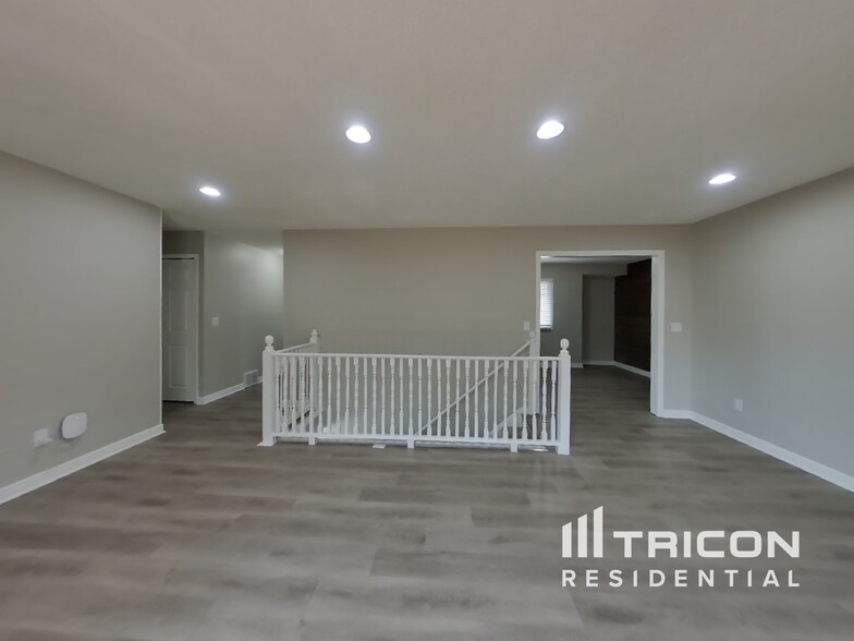 Building Photo - 409 Harold Dr
