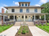 Building Photo - 37 7th Ave