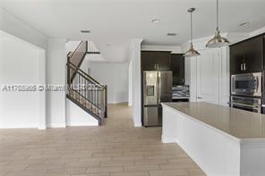 Building Photo - 7415 NW 109th Way