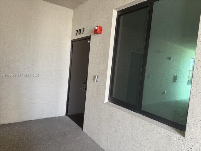 Building Photo - 8001 NW 41st St