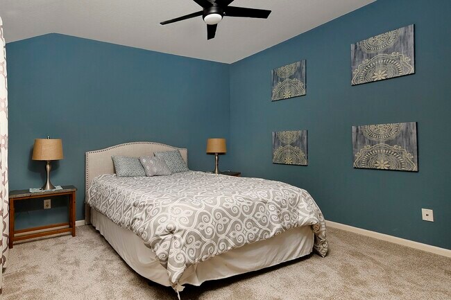 Building Photo - 43 Crocus Petal St