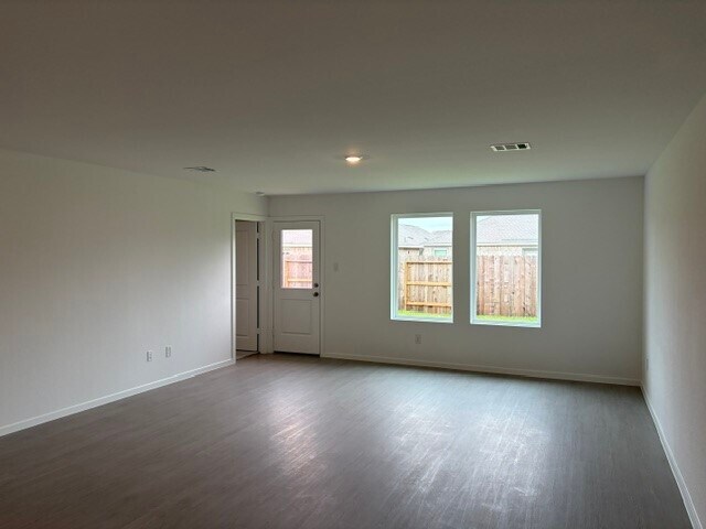 Building Photo - 3020 Huntersville Dr