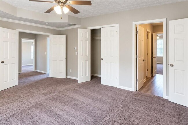 Building Photo - 190 Wilhelmina Dr