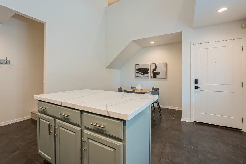 Building Photo - 7829 N 21st Ave