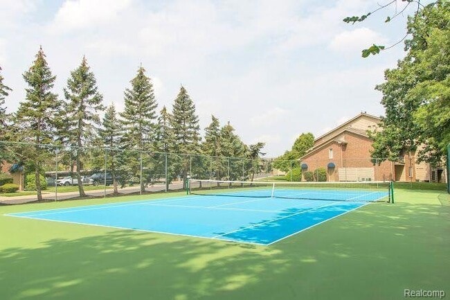 Building Photo - 2605 Greenstone Blvd