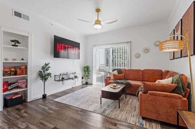 Building Photo - 2929 Kings Rd