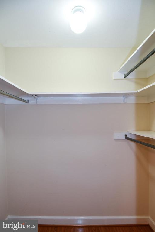 Building Photo - 4620 N Park Ave