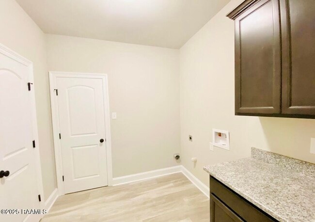 Building Photo - 315 Berg Ct