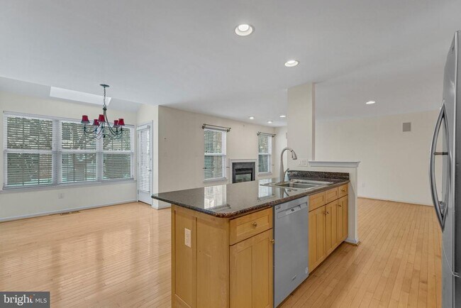 Building Photo - 4 Hogan Way