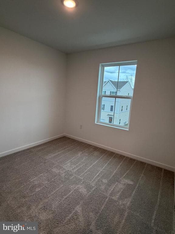 Building Photo - 67 Basswood St