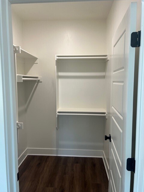 Building Photo - 1521 S Duncan Ave