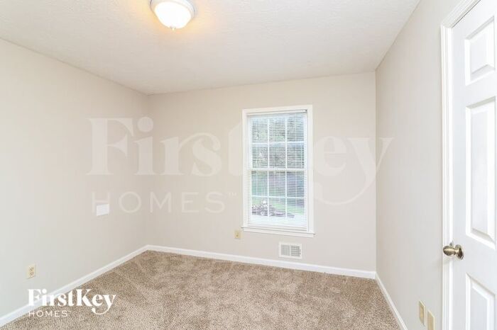 Building Photo - 87 Nottingham Dr