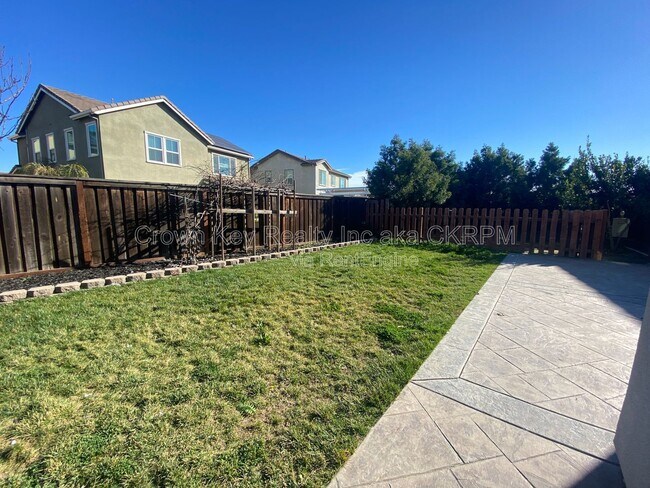 Building Photo - 18344 Spence Ave