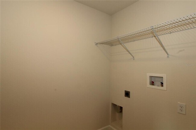 Building Photo - 2233 Litchfield Lp