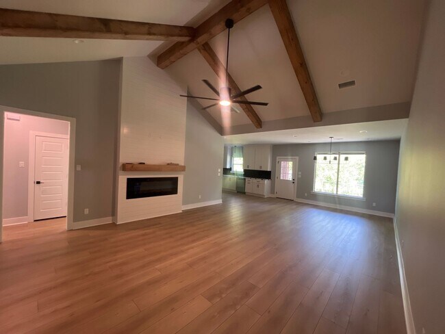 Building Photo - New construction mins from LRAFB