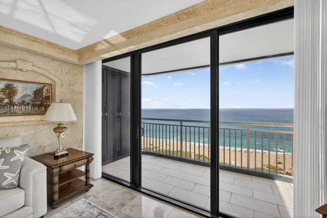 Building Photo - 3400 N Ocean Dr