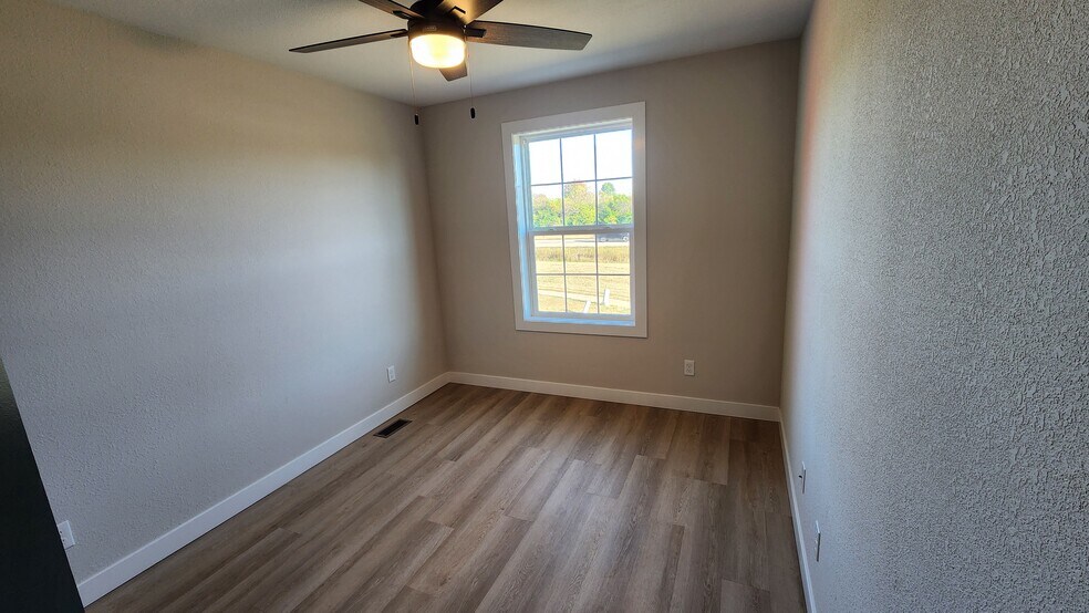 Building Photo - 3319 Stoneway Ct