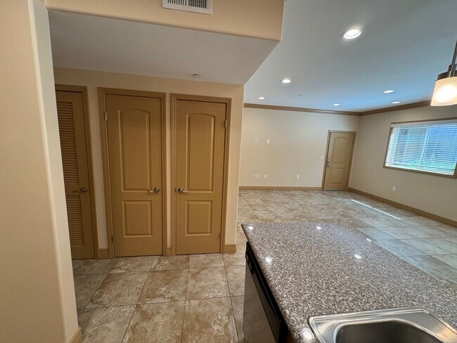 Hallway Storage/Laundry Unit - 17825 Devonshire St