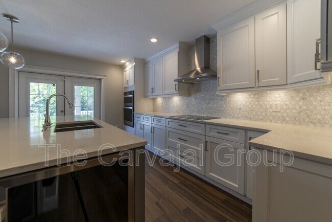 Building Photo - 1432 Bella Coola Dr