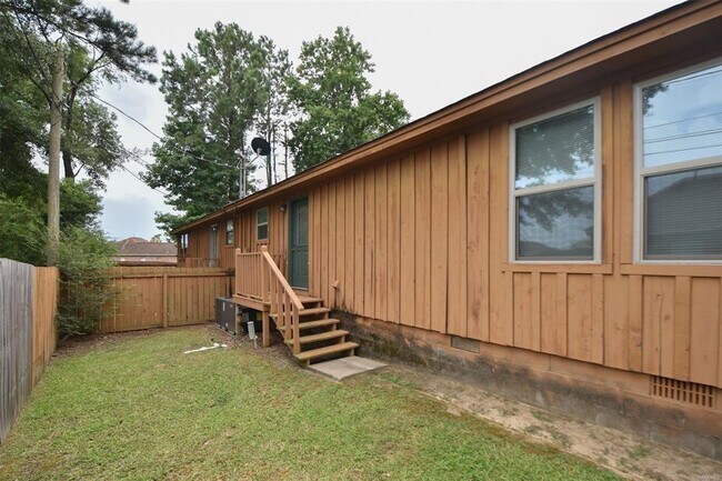 Building Photo - 3840 Browns Rd