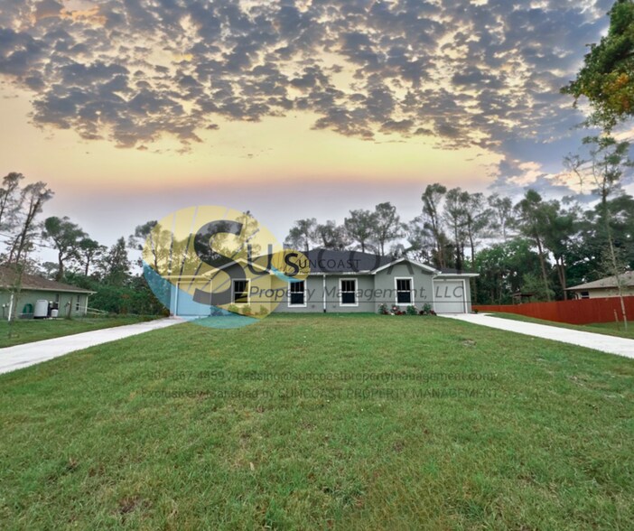 Primary Photo - 3851 Hollycrest St