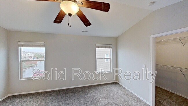 Building Photo - 10540 Wells Point