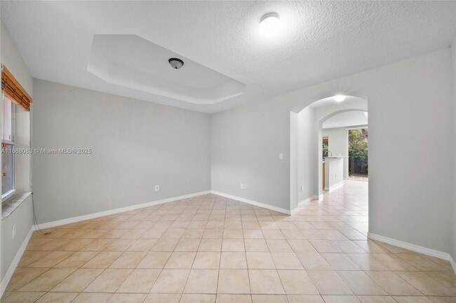 Building Photo - 4970 White Mangrove Way E