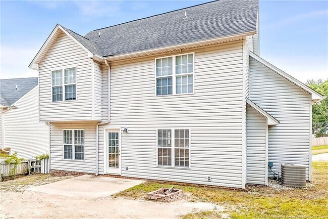 Building Photo - 519 Abbottswood Dr