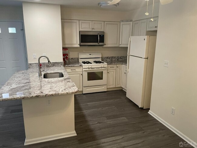 Building Photo - 181 Blew Ct