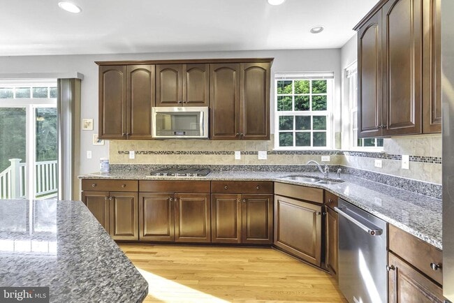 Building Photo - 40560 Aldie Springs Dr