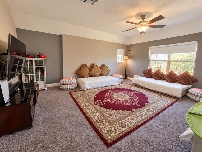 Building Photo - 1408 Saddlespur Ln