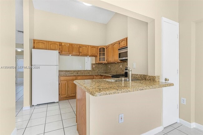 Building Photo - 7730 SW 156th Ct