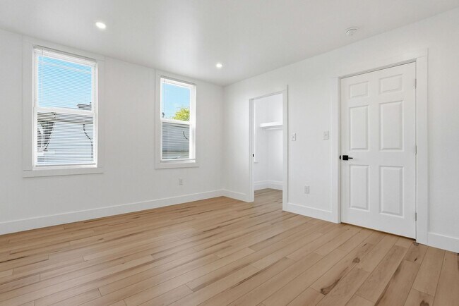 Building Photo - Brand New Renovation - Sharpsburg