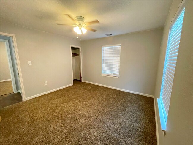 Building Photo - 3627 Keeland St