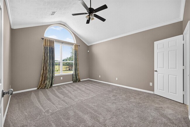 Building Photo - 4507 Lakefront Terrace Dr