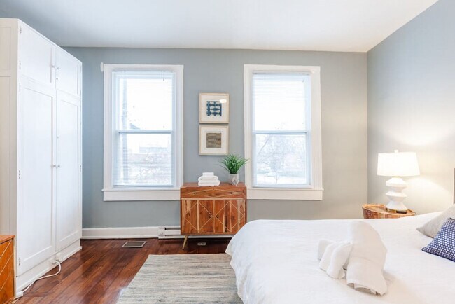 Building Photo - 11 Catlin Alley