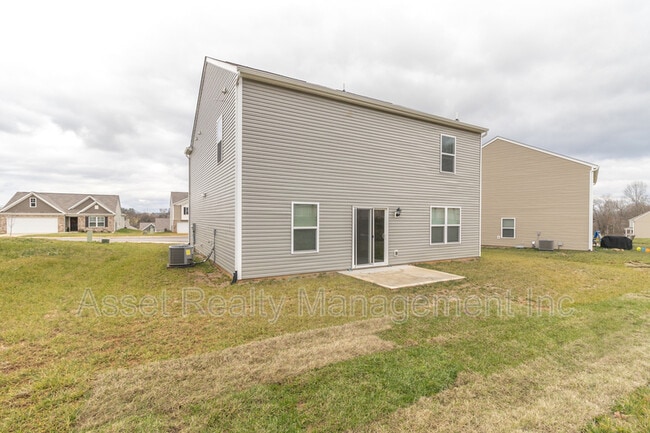 Building Photo - 329 Aspen Dr