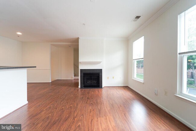 Building Photo - 11391 Aristotle Dr